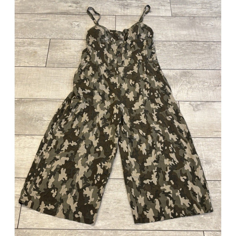 Urban Rebel Green Camo Sleeveless Jumpsuit Womens Size M Pockets Military‎ Y2K